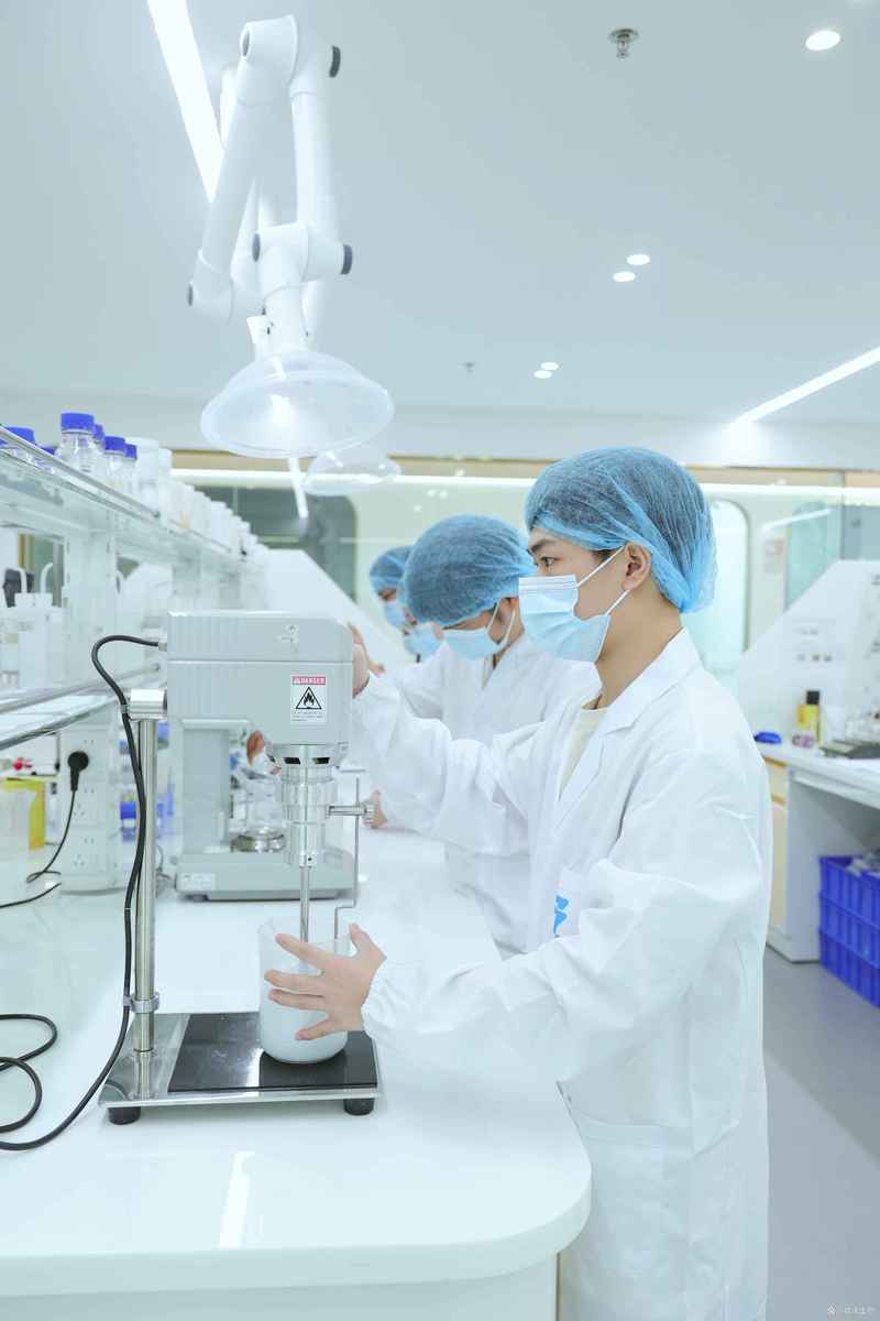 2026年廣州熊果苷護膚品OEM工廠合作實力參考 選廠指南與推薦方向